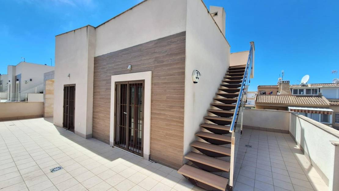 Sale - Villa - Torrevieja - Torrevieja Centro
