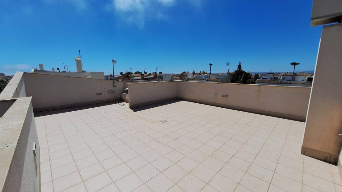 Sale - Villa - Torrevieja - Torrevieja Centro
