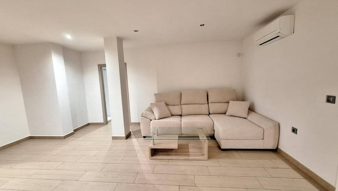 Sale - Villa - Torrevieja - Torrevieja Centro