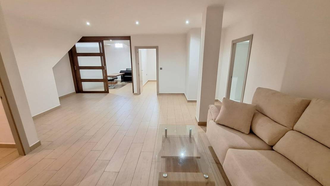 Sale - Villa - Torrevieja - Torrevieja Centro