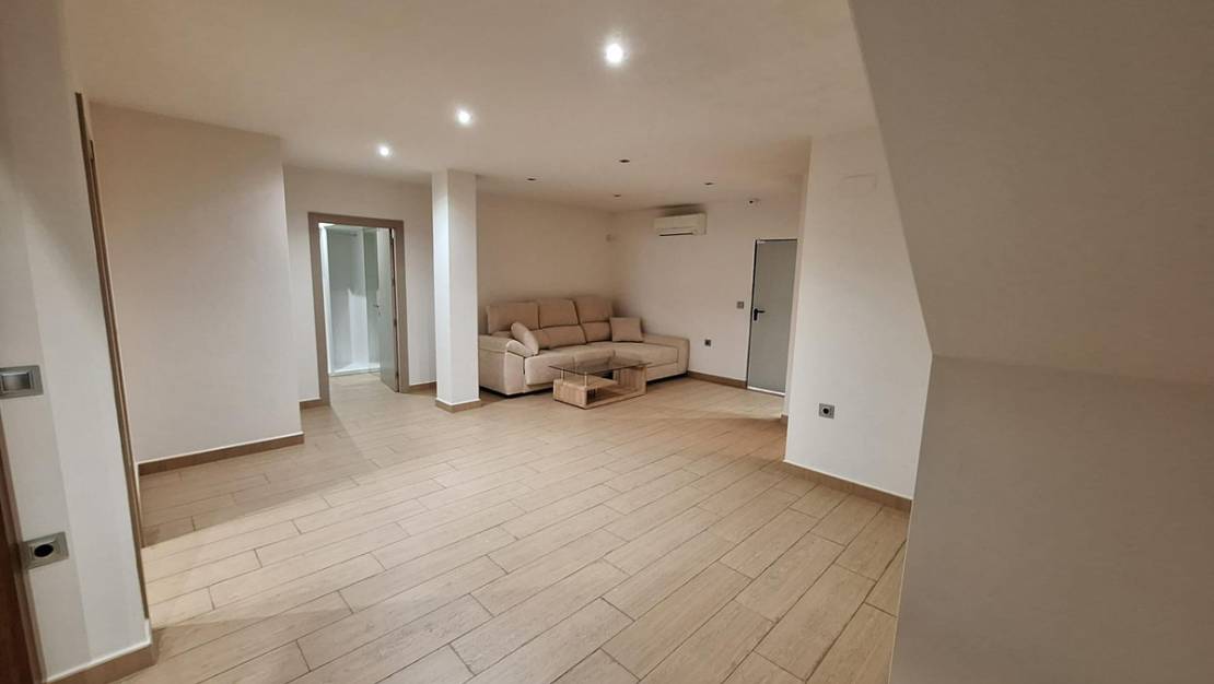 Sale - Villa - Torrevieja - Torrevieja Centro