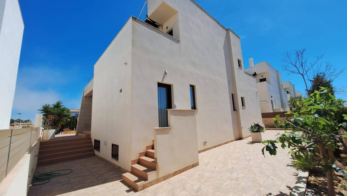Sale - Villa - Torrevieja - Torrevieja Centro