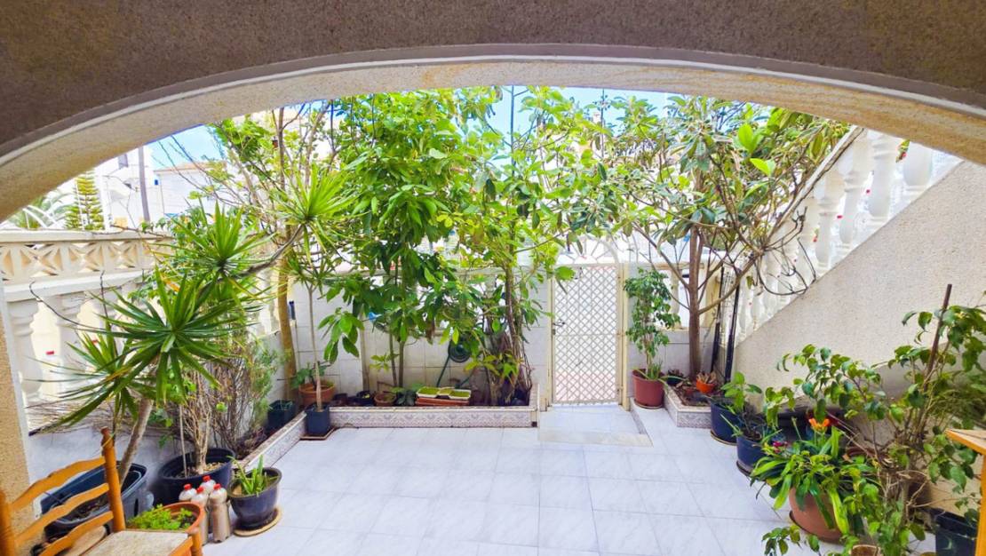 Sale - Villa - Torrevieja - Torrevieja Centro