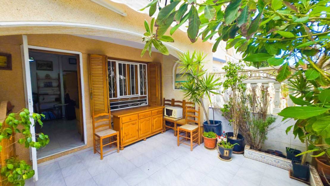 Sale - Villa - Torrevieja - Torrevieja Centro