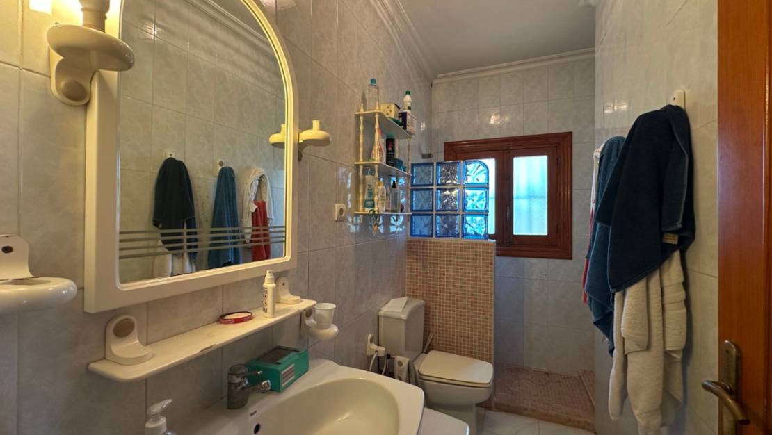 Sale - Villa - Torrevieja - Torrevieja Centro
