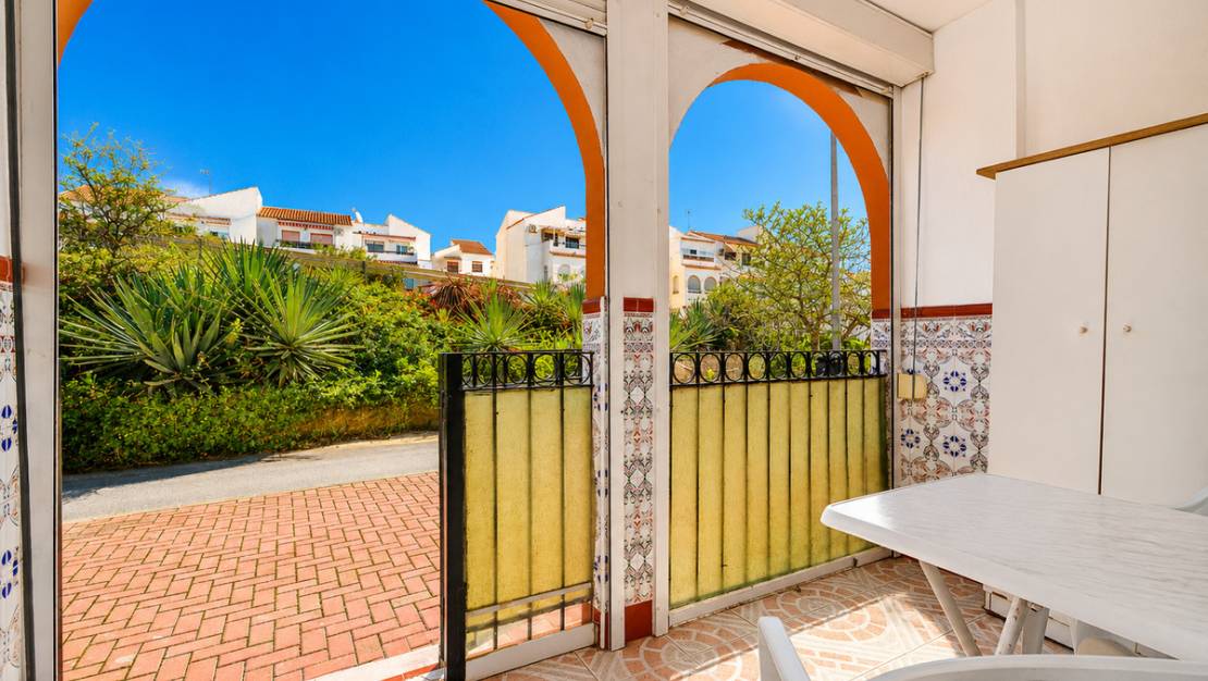 Sale - Villa - Torrevieja - Torrevieja Centro