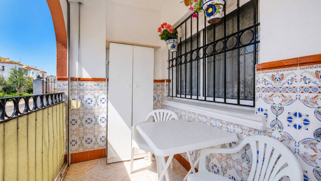 Sale - Villa - Torrevieja - Torrevieja Centro