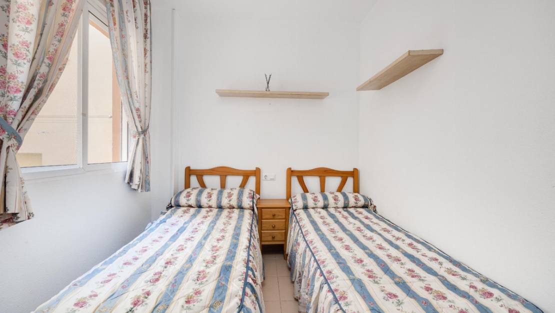 Sale - Villa - Torrevieja - Torrevieja Centro