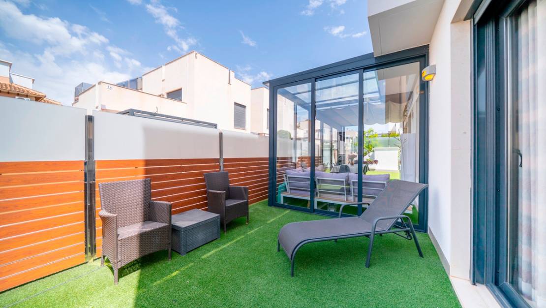 Sale - Villa - Torrevieja - Torrevieja Centro