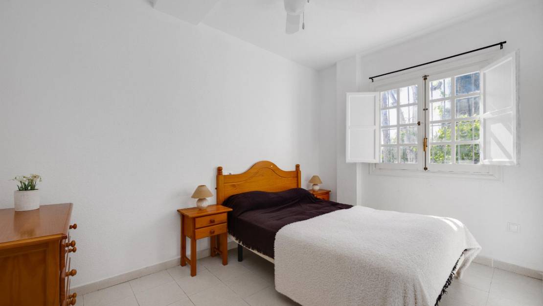 Sale - Villa - Torrevieja - Torrevieja Centro