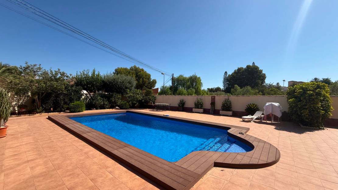 Sale - Villa - Torrevieja - Torrevieja Centro
