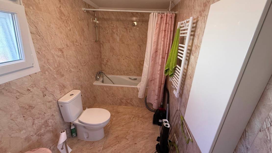 Sale - Villa - Torrevieja - Torrevieja Centro