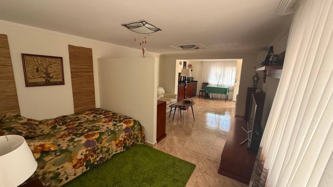 Sale - Villa - Torrevieja - Torrevieja Centro