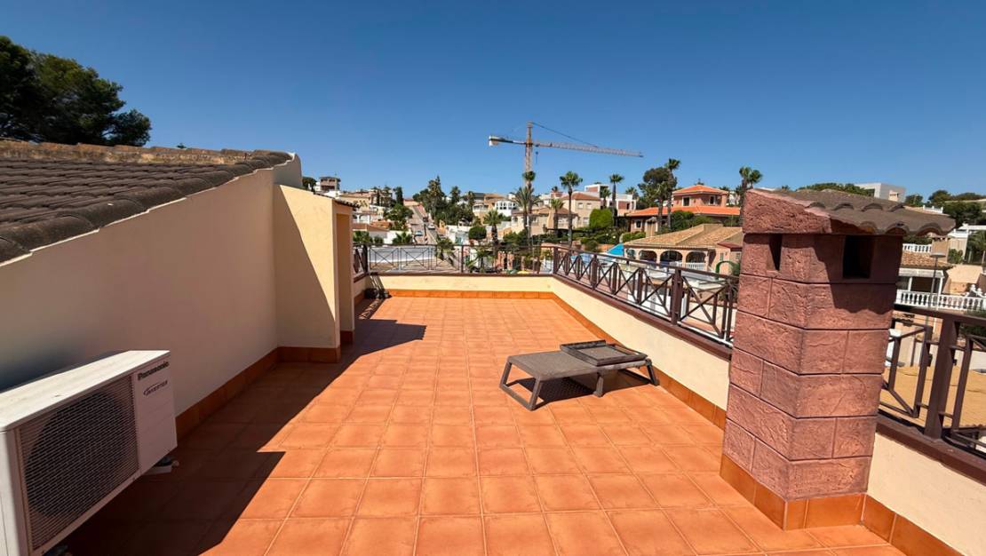 Sale - Villa - Torrevieja - Torrevieja Centro