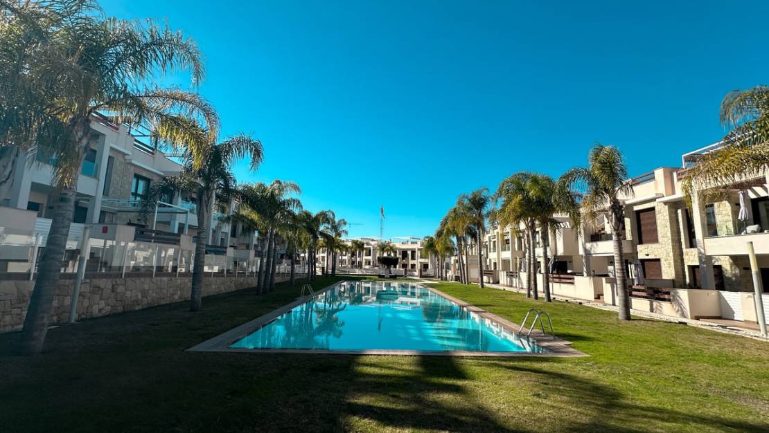 Sale - Villa - Torrevieja - Torrevieja Centro