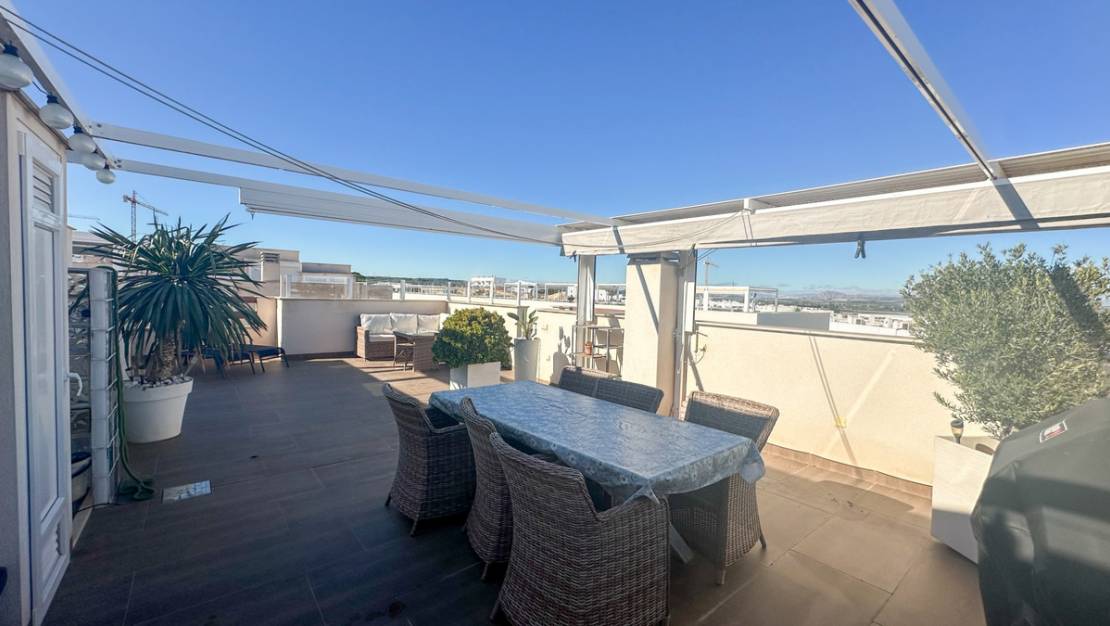 Sale - Villa - Torrevieja - Torrevieja Centro