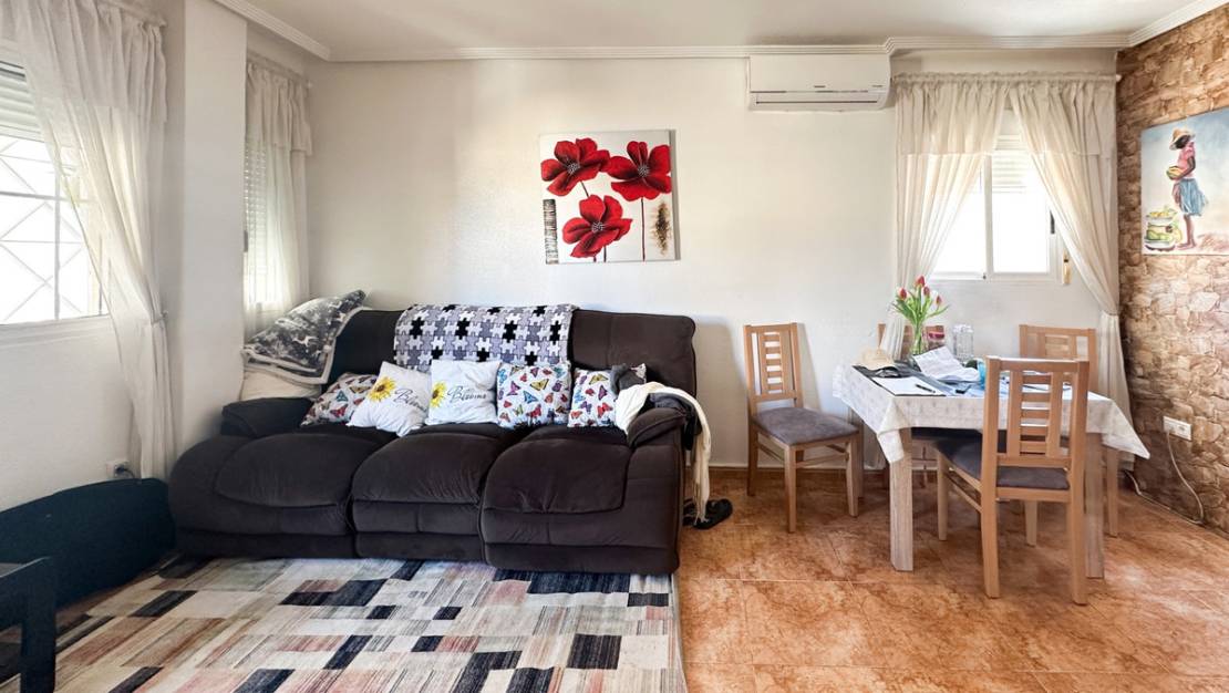 Sale - Villa - Torrevieja - Torrevieja Centro