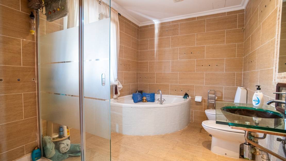 Sale - Villa - Torrevieja - Torrevieja Centro