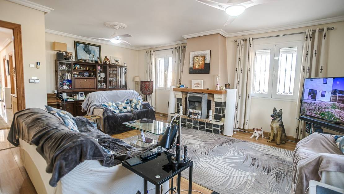 Sale - Villa - Torrevieja - Torrevieja Centro