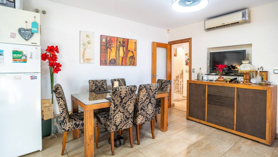 Sale - Villa - Torrevieja - Torrevieja Centro