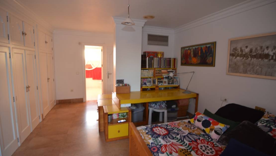 Sale - Villa - Torrevieja - Torrevieja Centro