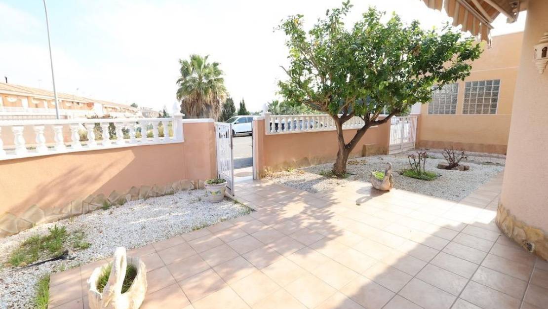 Sale - Villa - Torrevieja - Torrevieja Centro