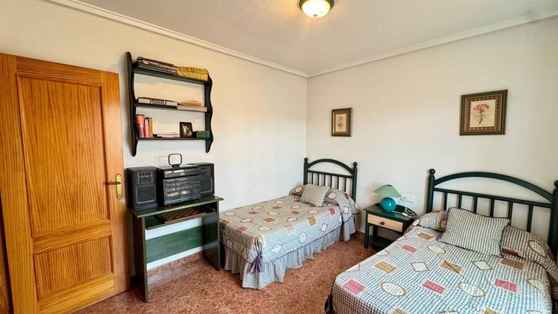 Sale - Villa - Torrevieja - Torrevieja Centro