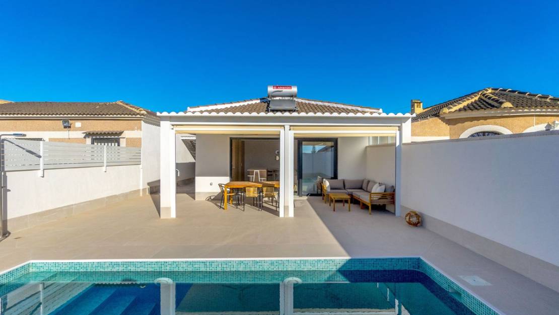 Sale - Villa - Torrevieja - Torrevieja Centro