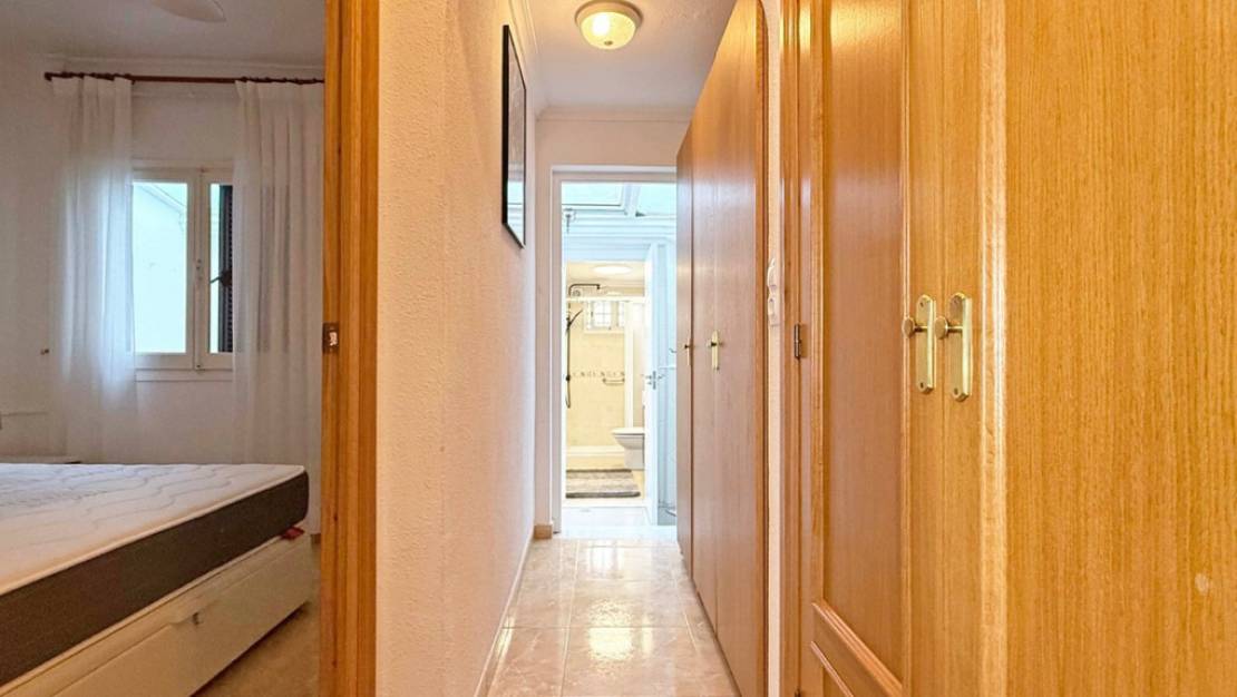 Sale - Villa - Torrevieja - Torrevieja Centro