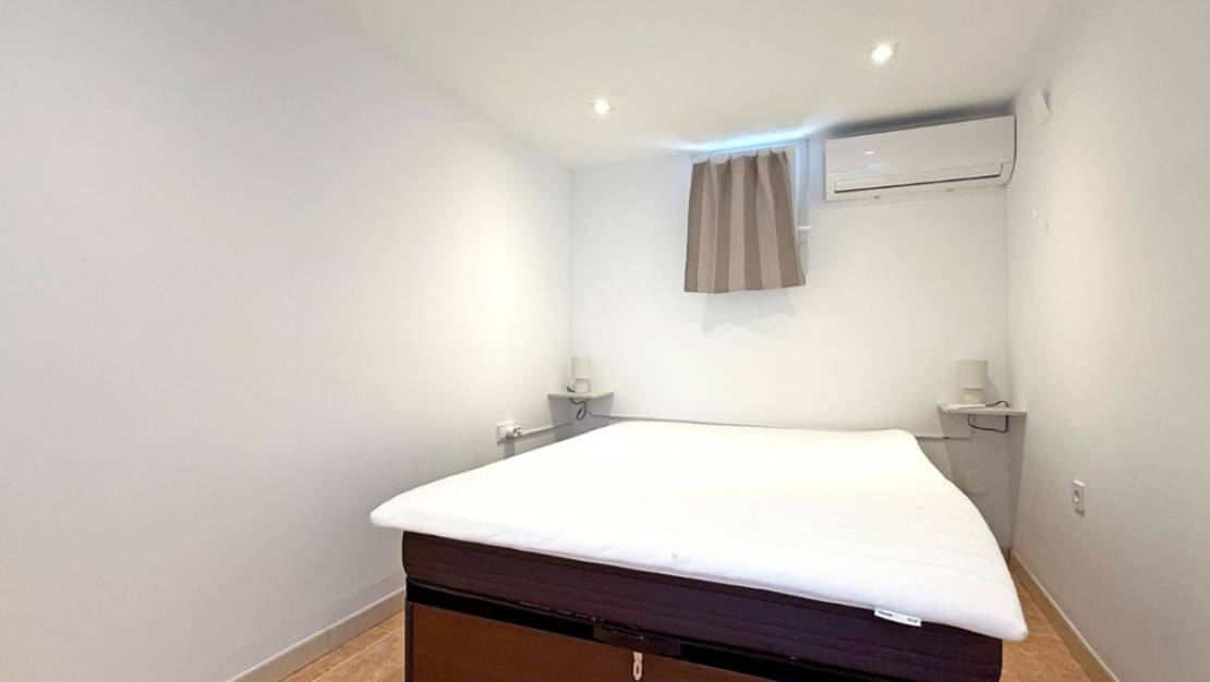 Sale - Villa - Torrevieja - Torrevieja Centro