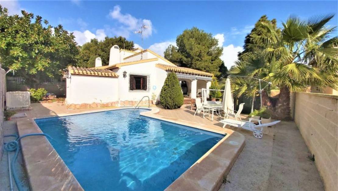 Sale - Villa - Torrevieja - Torrevieja Centro