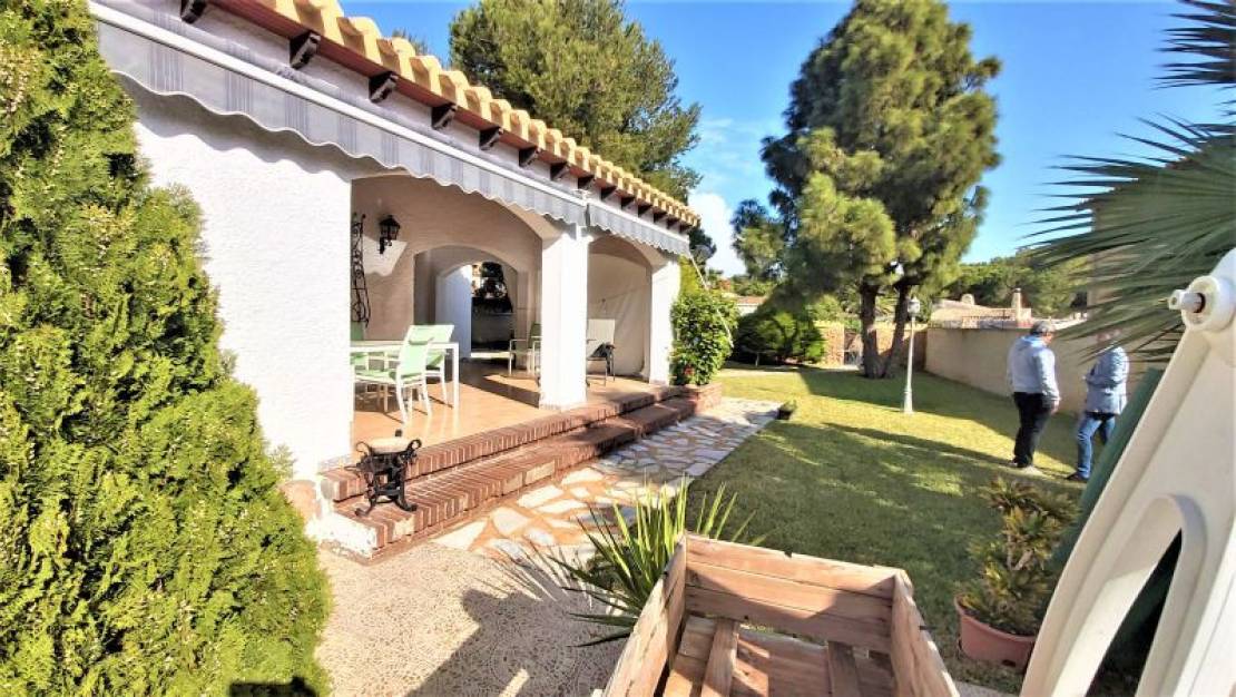 Sale - Villa - Torrevieja - Torrevieja Centro