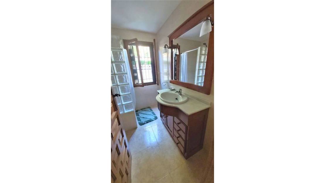 Sale - Villa - Torrevieja - Torrevieja Centro