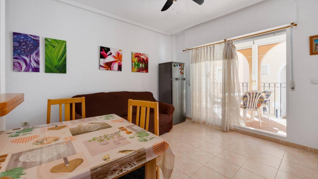 Sale - Villa - Torrevieja - Torrevieja Centro