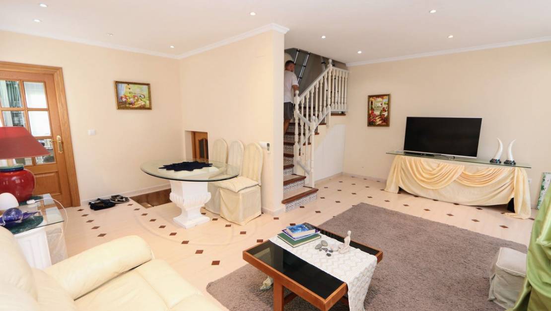 Sale - Villa - Torrevieja - Torrevieja Centro