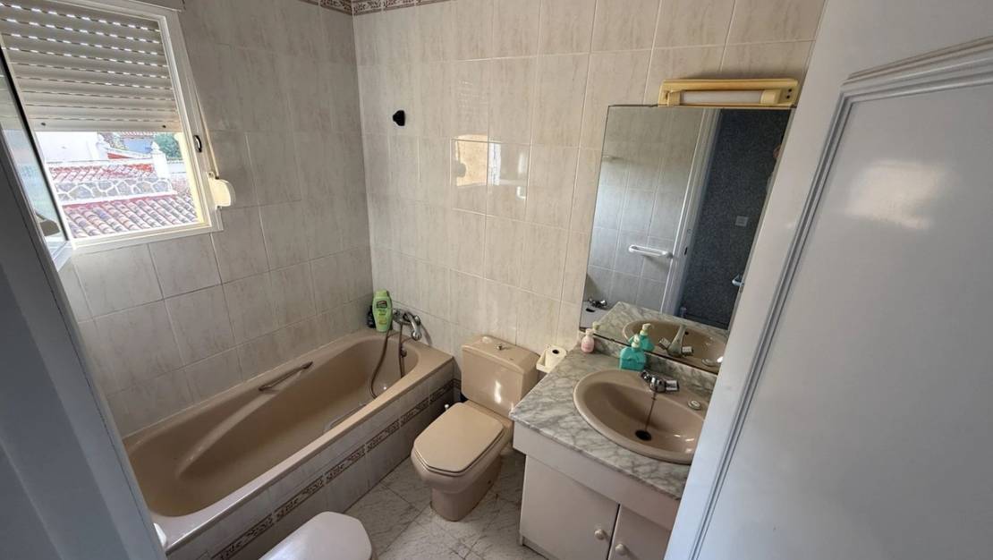 Sale - Villa - Torrevieja - Torrevieja Centro