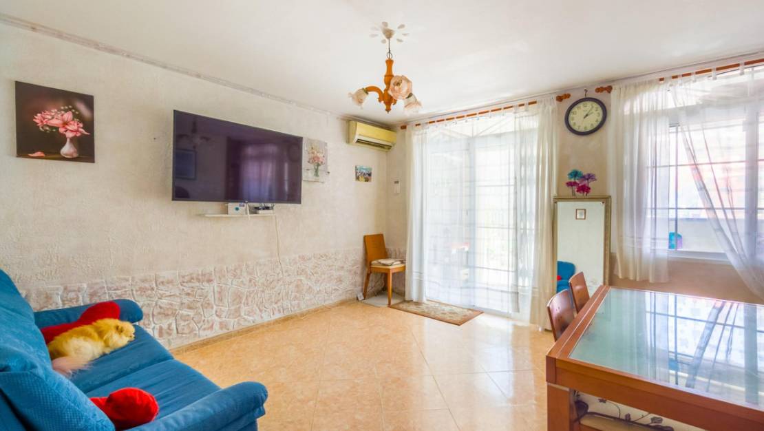 Sale - Villa - Torrevieja - Torrevieja Centro