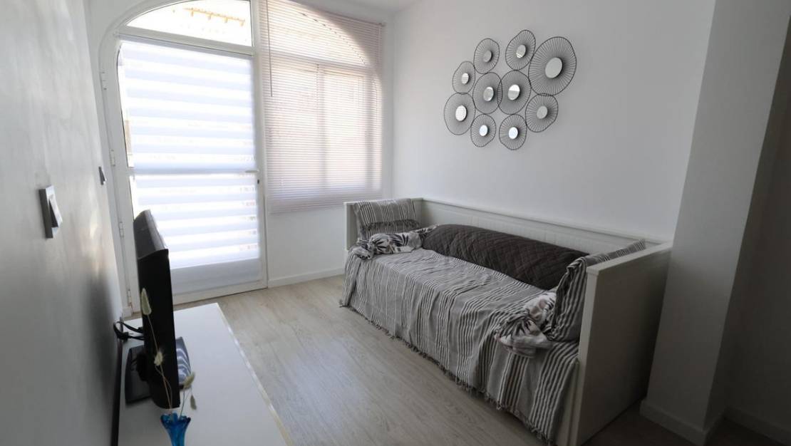 Sale - Villa - Torrevieja - Torrevieja Centro