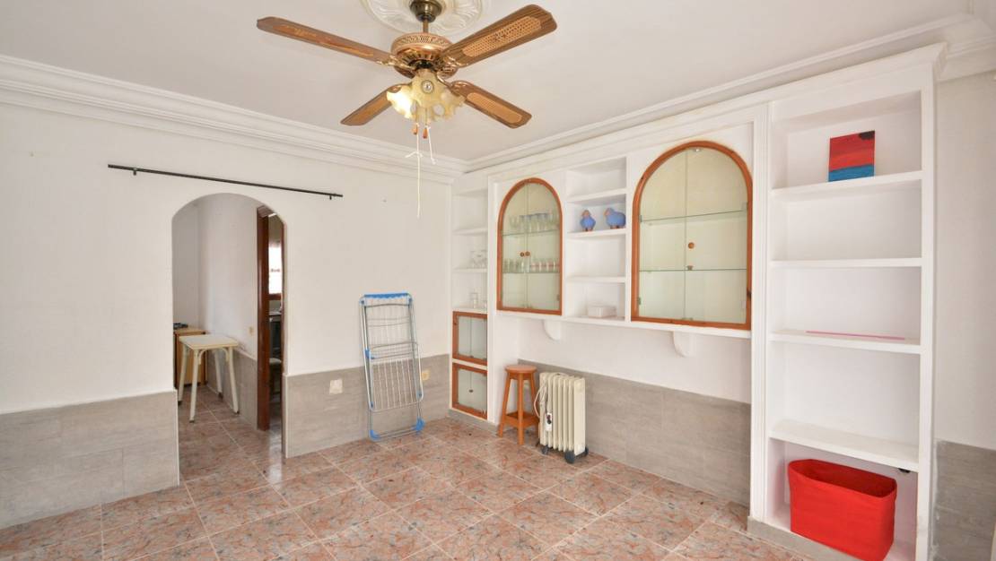 Sale - Villa - Torrevieja - Torrevieja Centro