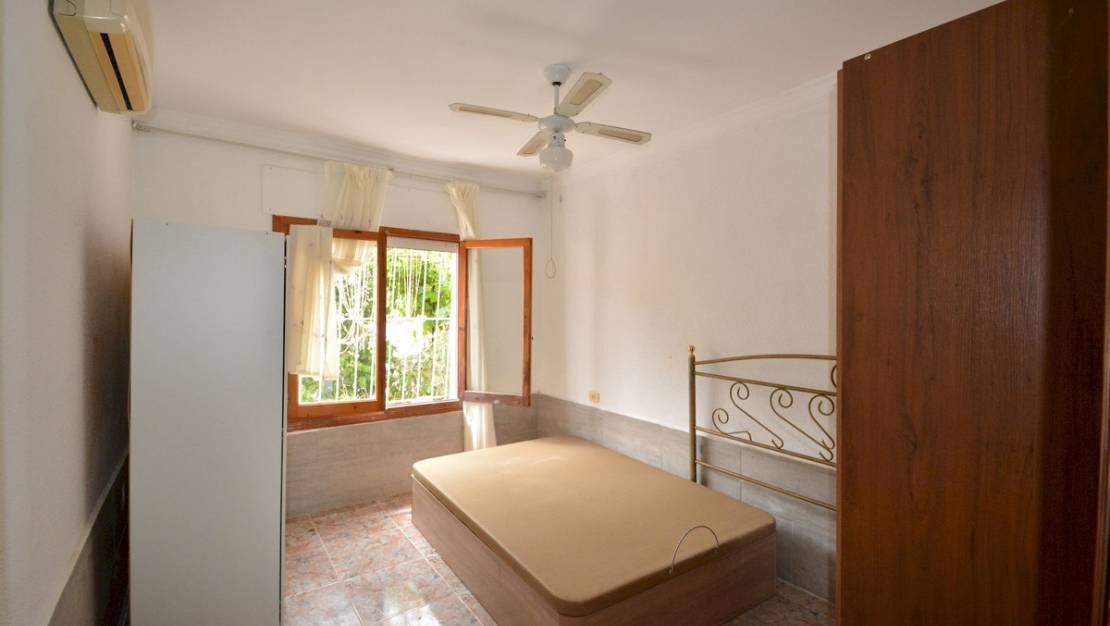 Sale - Villa - Torrevieja - Torrevieja Centro