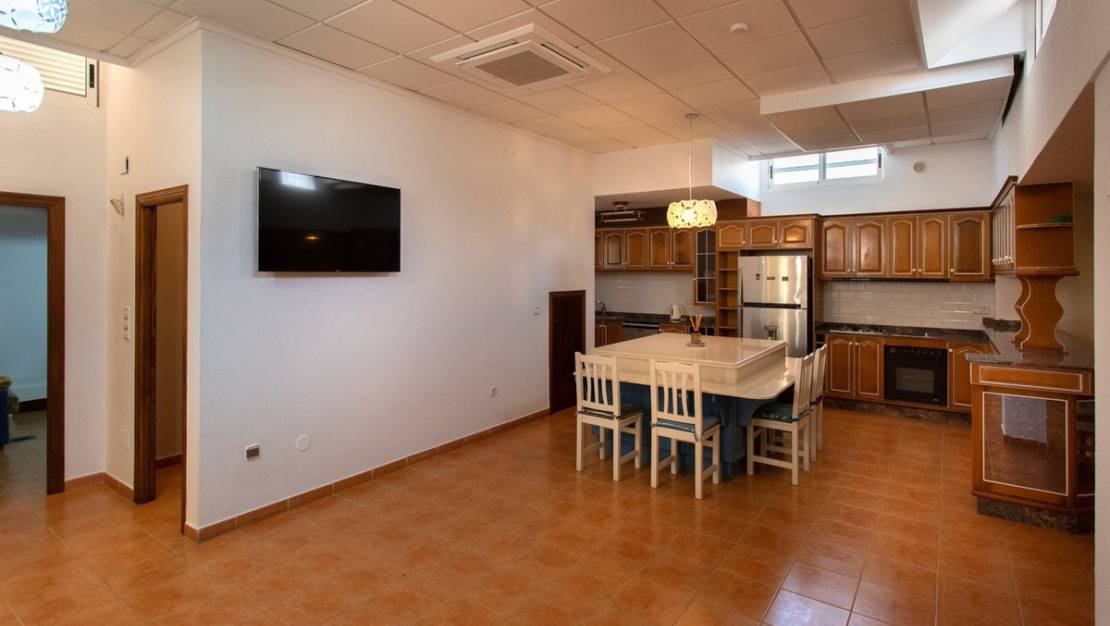 Sale - Villa - Torrevieja - Torrevieja Centro