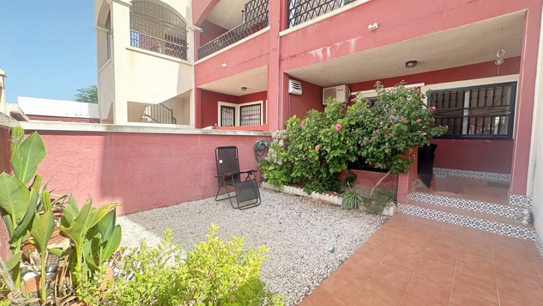 Sale - Villa - Torrevieja - Torrevieja Centro