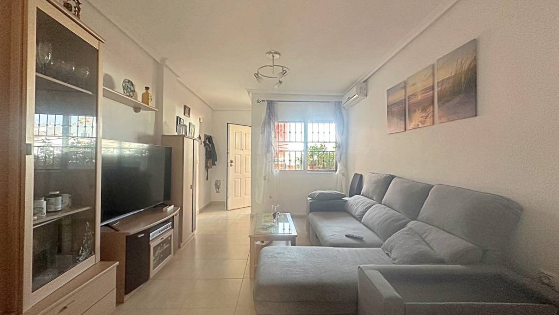 Sale - Villa - Torrevieja - Torrevieja Centro