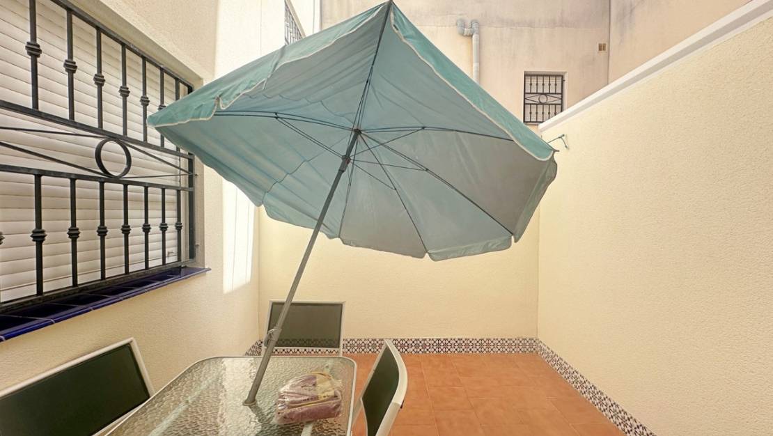 Sale - Villa - Torrevieja - Torrevieja Centro