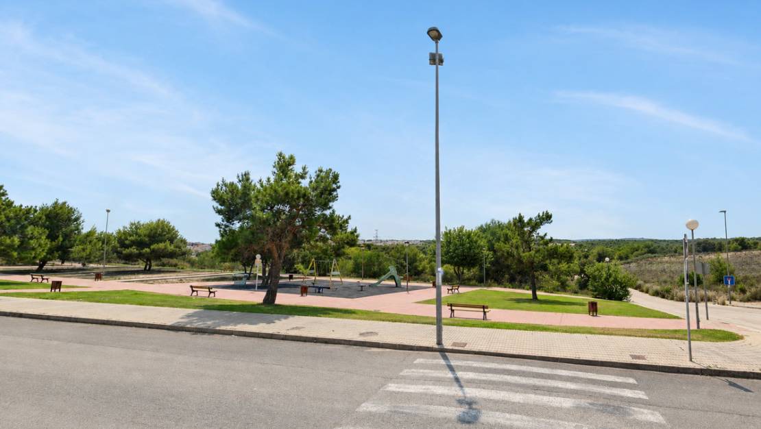 Sale - Villa - Torrevieja - Torrevieja Centro