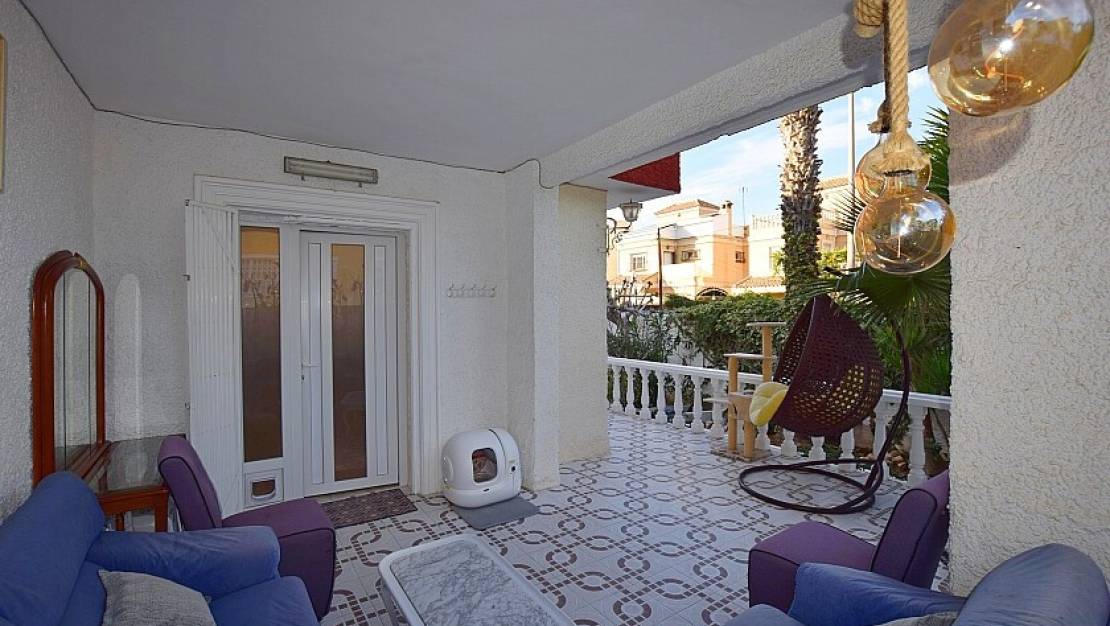 Sale - Villa - Torrevieja - Torrevieja Centro