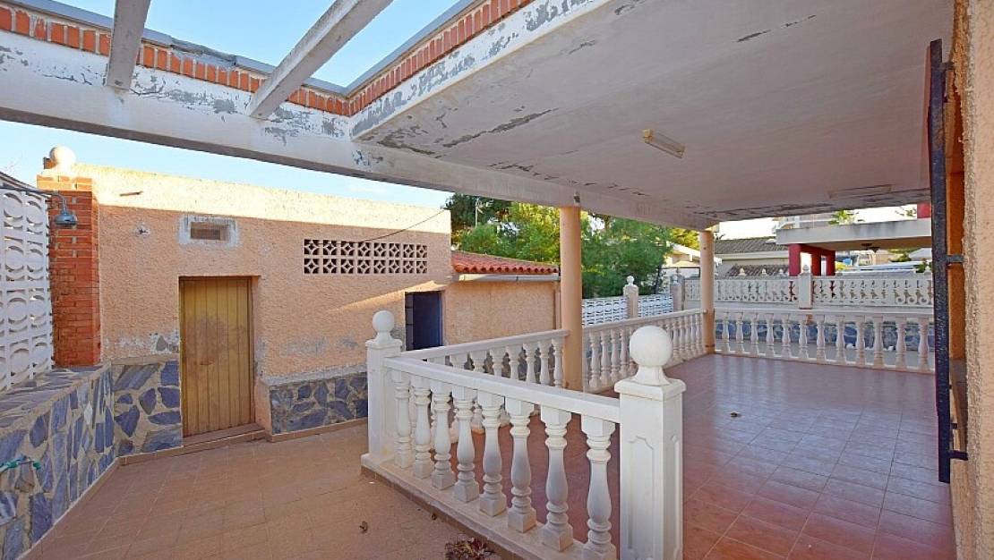 Sale - Villa - Torrevieja - Torrevieja Centro