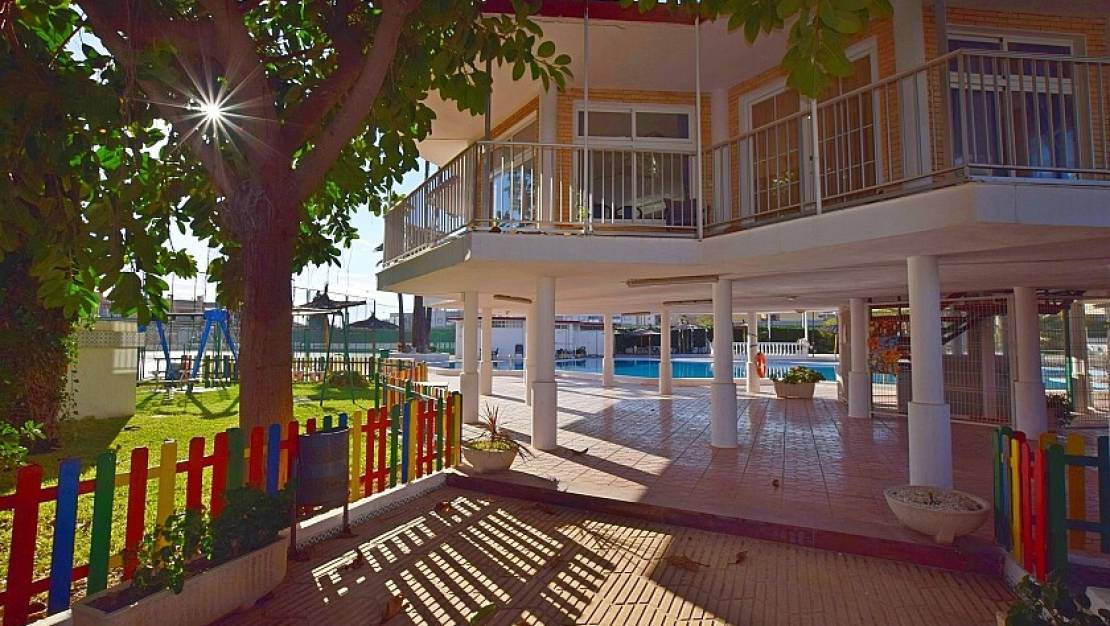 Sale - Villa - Torrevieja - Torrevieja Centro