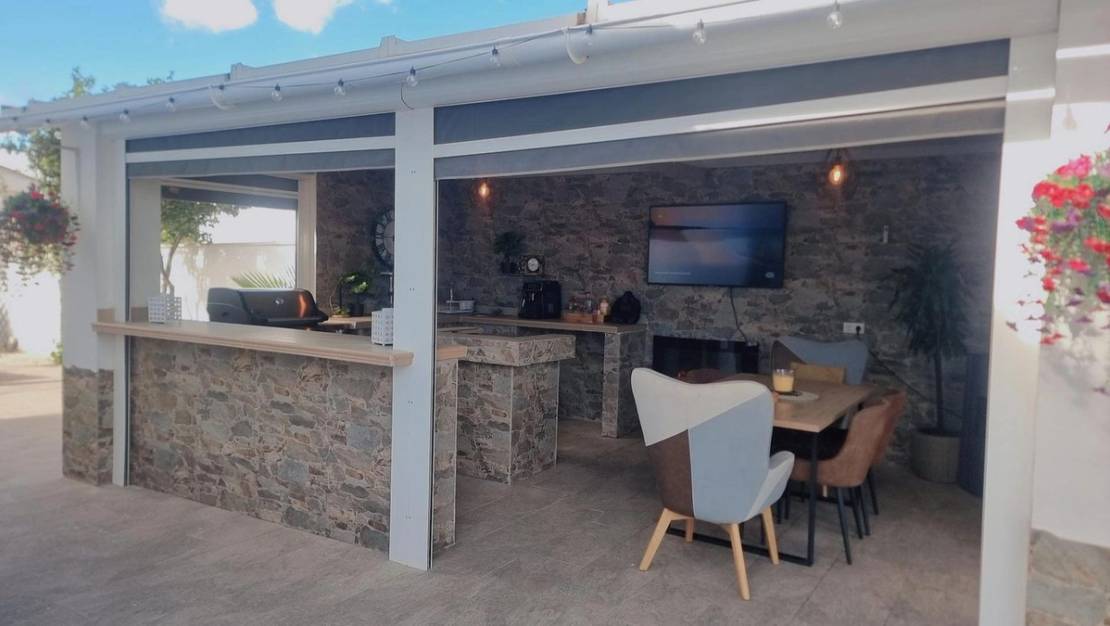 Sale - Villa - Torrevieja - Torrevieja Centro