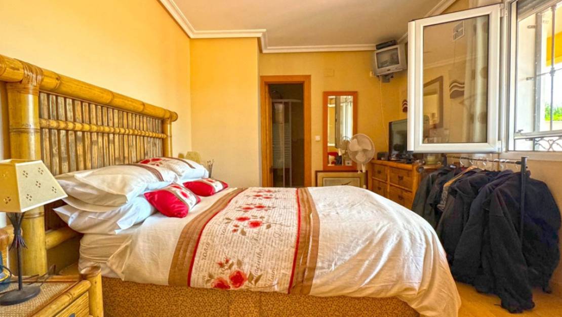 Sale - Villa - Torrevieja - Torrevieja Centro